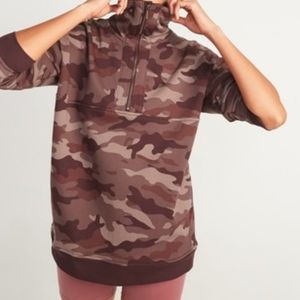Old Navy red camo sweatshirt